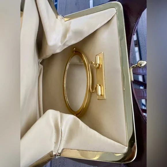 Lou Taylor Italian Vintage Triple Clasp handbag with mirror - Picture 6 of 6